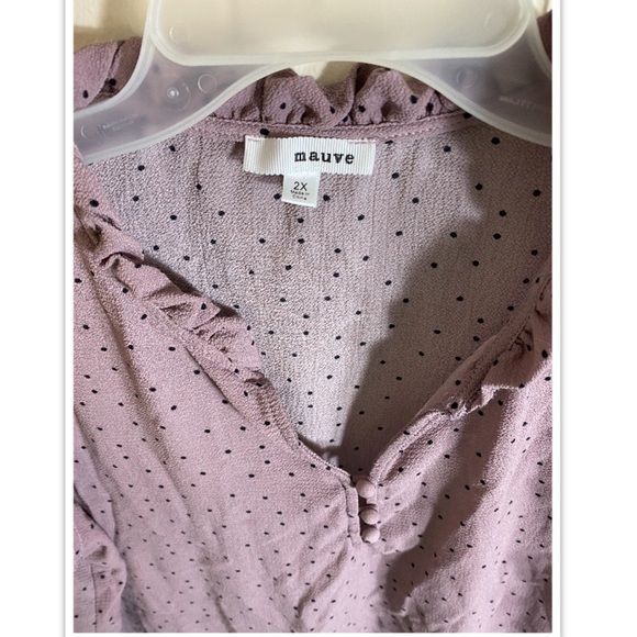 Top - Picture 2 of 2